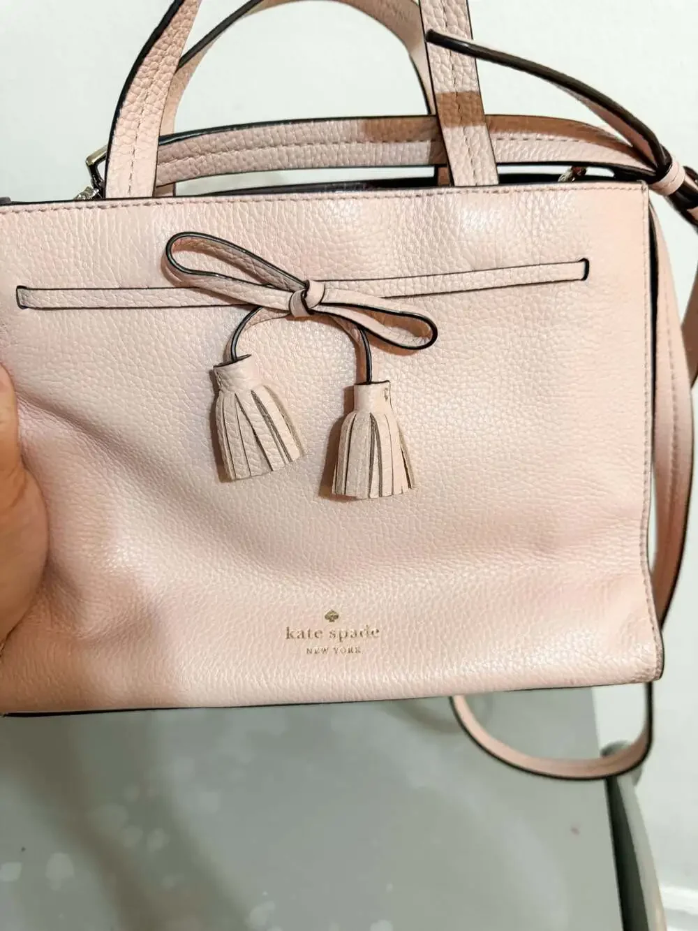 Kate Spade New York Hayes Street Small Sam Leather Satchel with Bow and Tassel E